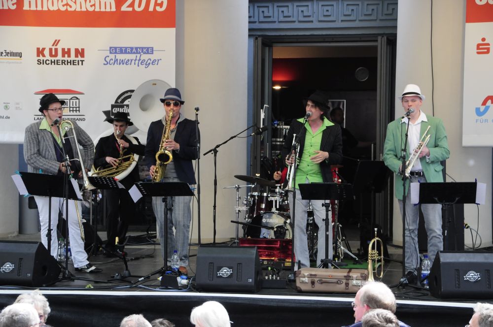 15 06 Brazzo Brazzone & The World Brass Ensemble
