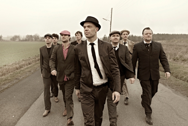 Thorbjörn Risager & The Black Tornado