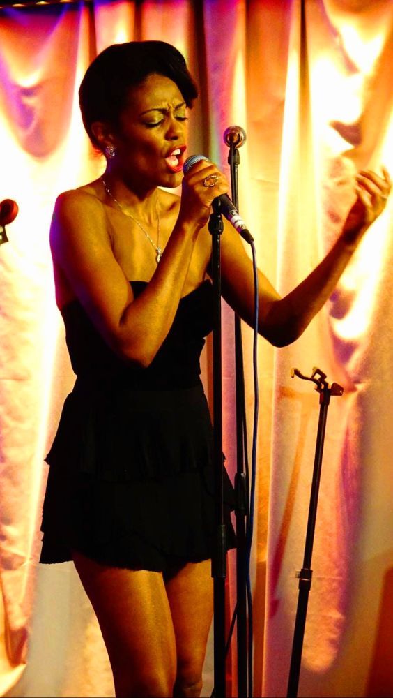 20 10 02 Bonita byAnkeBartels